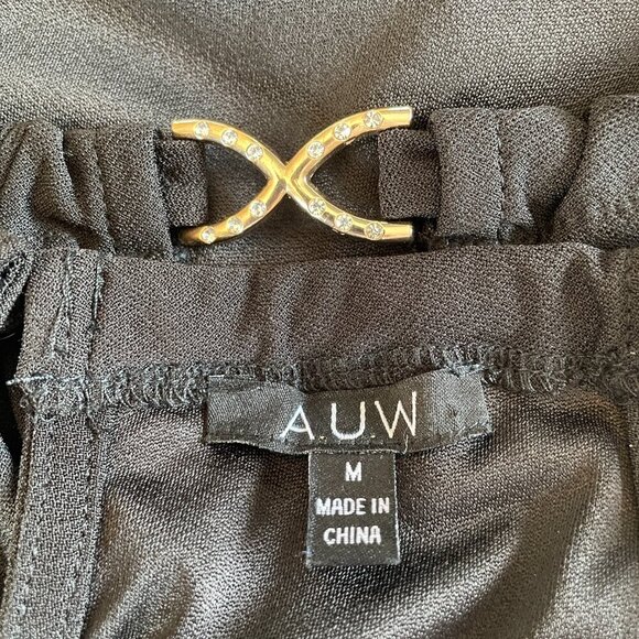 A.U.W.  Women's Black Sleeveless Top with Gold Accent Keyhole Neckline, Size M - Picture 6 of 7